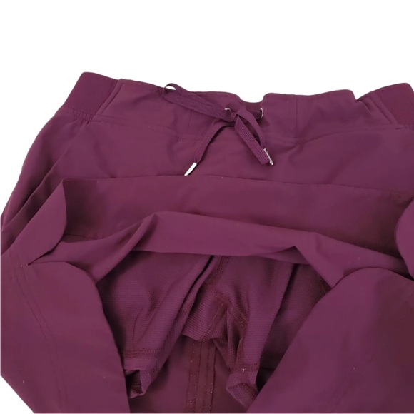 Athleta- Womens Midtown Skort in Plum- Size 4 - Picture 5 of 7